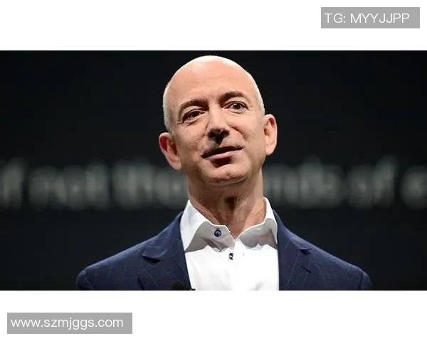 足坛巨星的崛起与挑战：从天赋到坚持，他们如何塑造了现代足球的传奇
