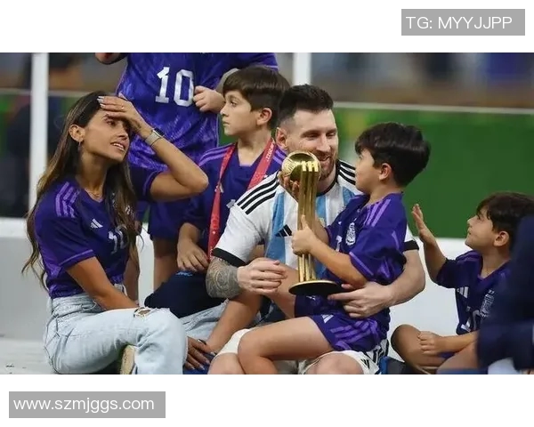 全球十大足球明星精彩瞬间回顾与他们的传奇故事 全球十大足球明星精彩瞬间回顾与他们的传奇故事